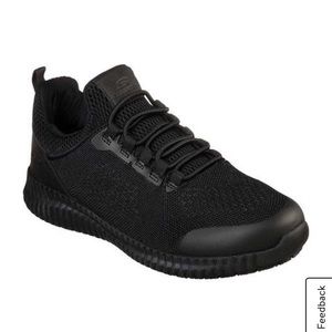 Like New Women’s Skechers Slip-Resistant shoes